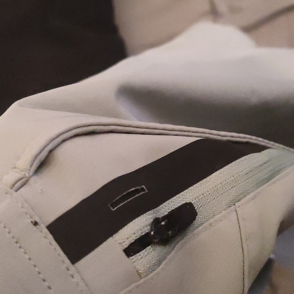 Ten thousand foundation short mint green - Picture 3 of 4